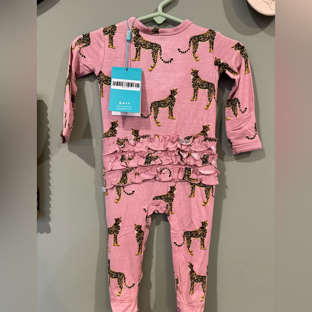 POSH PEANUT mara cheetah sleeper; bamboo sleeper; bamboo baby gifts; bamboo baby - Picture 12 of 15